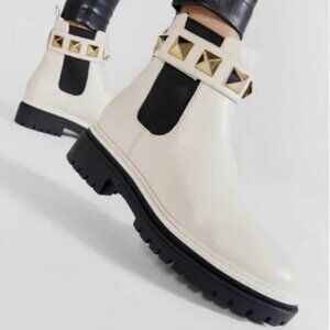 MICHAEL Michael Kors Pyramid Studs Chelsea Ankle Boot